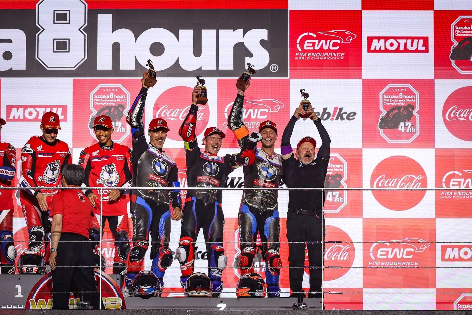 FIM EWC: Historisches Podium bei den Suzuka 8 Hours.